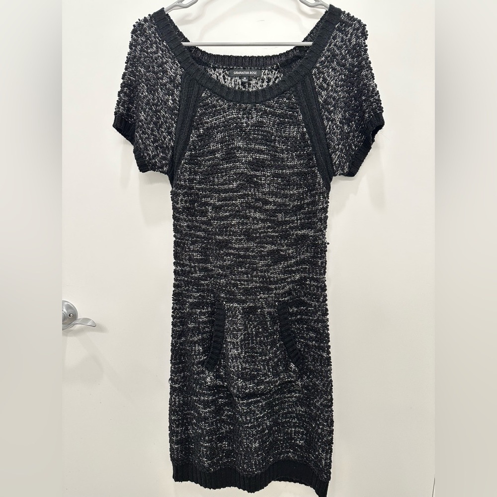 Samantha Rose Sweater Dress Size M